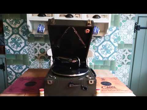 LOU GOLD AND HIS ORCHESTRA NIGHT SHALL BE FILLED WITH MUSIC  1932 78 RPM