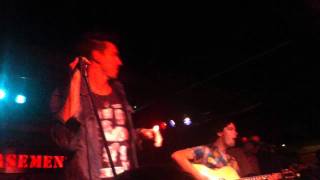 Runner Runner-Hey Alli Live