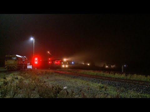 7902V Mildura Containers Cross CSR002 Light Engine (28/6/2021) - PoathTV Australian Railways