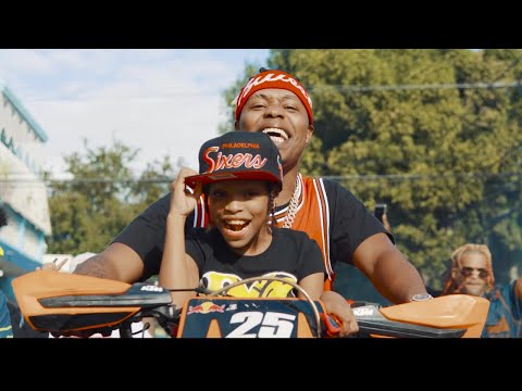 El Boke, La Tukiti - La Tiene (Video Oficial)