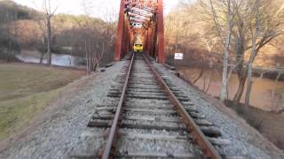 preview picture of video 'Crossing the Toccoa River on the Blue Ridge Scenic Railroad'