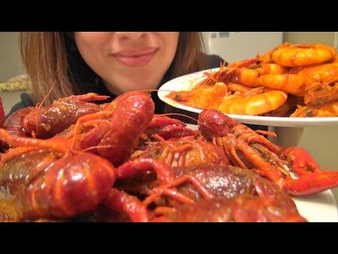 SassEsnacks ASMR: Lagostins Cajun/Lagostins/Mudbugs | Vídeo de aniversário | Culinária | Mukbang | Sussurros
