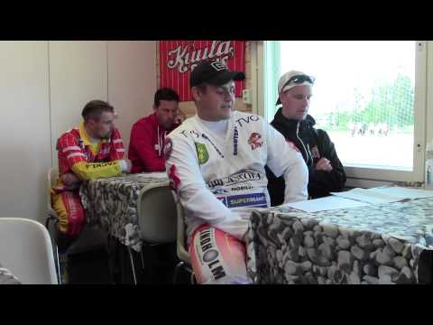 15.7.2015 Ylivieskan Kuula - Ulvilan Pesä-Veikot, lehdistötilaisuus