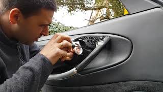 Porsche Boxster S 986 central locking  locks and immediately unlocks. Fault finding and repair