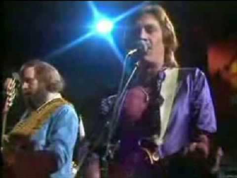 The Walkers met Jean Innemee -There's no more corn on the brasos.wmv