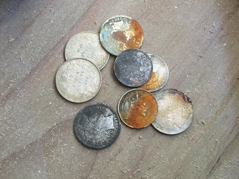 Finding 100 Year Old Silver Coins in The Unexspected Places