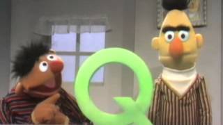 Classic Sesame Street - Ernie&#39;s Q game