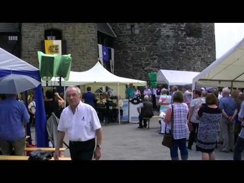 Schlesierlied, Ostpreußenlied und Nationalhymne - Schloss Burg 2015
