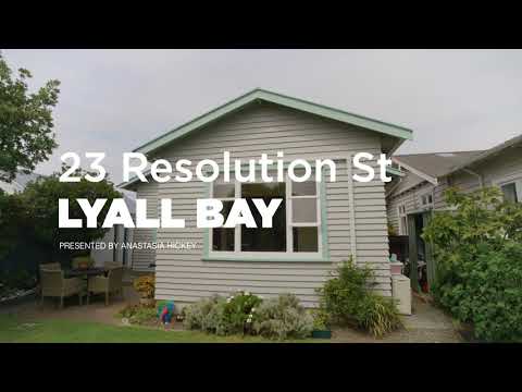 23 Resolution Street, Lyall Bay - Wellington (Anastasia Hickey)