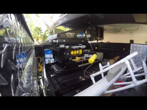 Demco Hijacker Autoslide 5th Wheel Hitch with MORryde pin box in action
