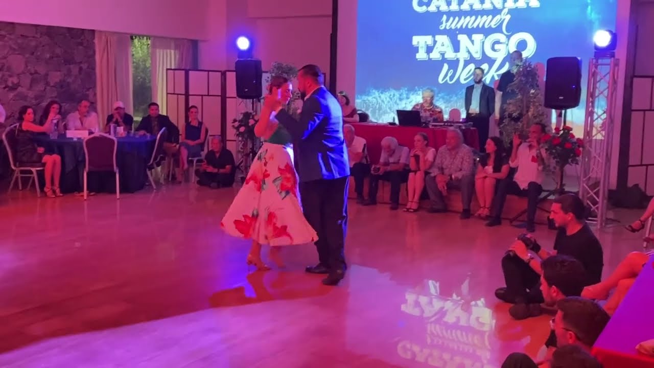 Rino Fraina y Graziella Pulvirenti - Masters of Tango CSTW 2022