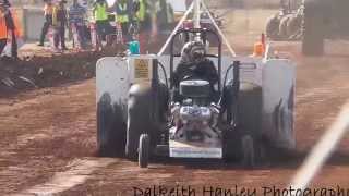 preview picture of video 'Mad House @ Waaia Tractor Pull #1'