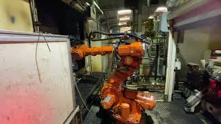 ABB IRB 7600 Industrial robot