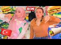 أكلنا الطعام الرخيص في البقالة التركية | برغر باارد🤮