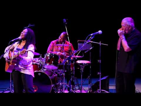 Charlie Musselwhite & Ruthie Foster - Richland Woman Blues
