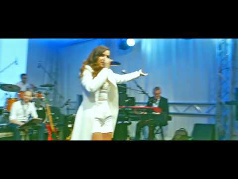 Janina Ribeiro with "The Richtones" - Empire State of Mind