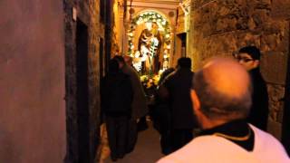 preview picture of video 'TROINA -  Processione di San Giuseppe -  vecchio giro del paese 19 marzo 2014'