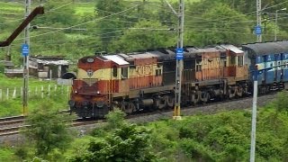 preview picture of video 'Twin WDM-3A powered Konark Express rushes towards Pune!'