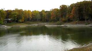 preview picture of video 'Raccoon Lake Indiana, Parke County IN, West side of lake, fall'