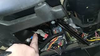 1997 Chevrolet Camaro hazard flasher and turn signal flasher replacement and location