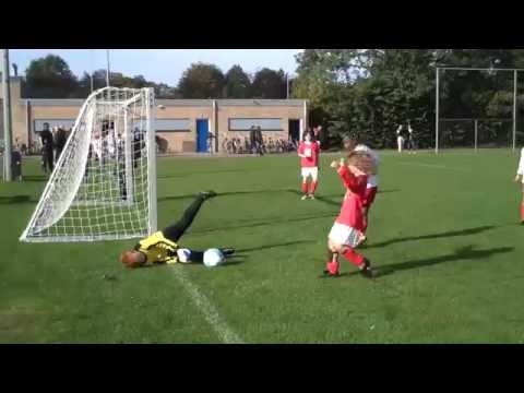 S.V. Advendo E1 - Madese Boys E1  24-09-2011