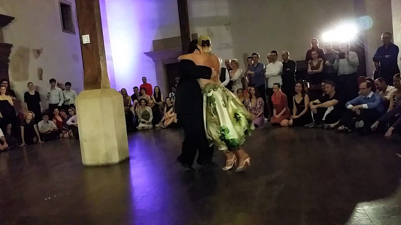 Alejandra Mantinan, Aoniken Quiroga, Galamilonga 31 january 2016 , Novoměstská radnice , Praha.