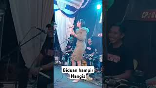 Download lagu biduan di prank musisi Sampek nangis #prank #biduan #beranda #shorts #hiburan #fyp #dangdut mp3