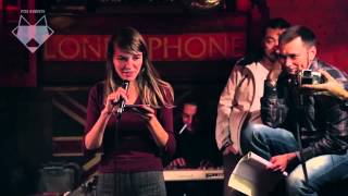 Warm-up your brain! Electro-poezie