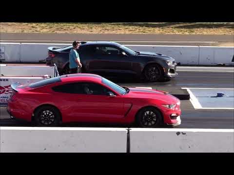 Camaro ZL1 vs Shelby GT350 // American Muscle Car Grudge Match