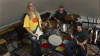 Dinosaur Jr. &quot;We&#39;re Not Alone&quot;