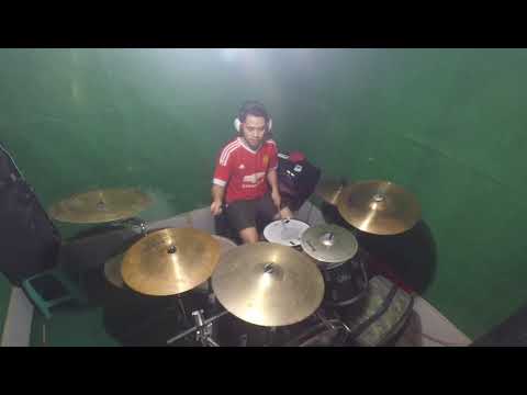 NADZIR RABBANI DRUM COVER AS BLOOD RUNS BLACK - IN HONOR