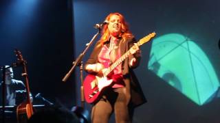 Noemi - Devi Soltanto Esistere (live@Alcatraz) [2/21]
