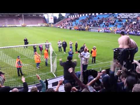 Charleroi - Malines 2-0 Fin du match entre supporters, staff, direction et joueurs !