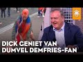 Dick geniet van vallende 'Dumvel Demfries'-fan | DE ORANJEZOMER