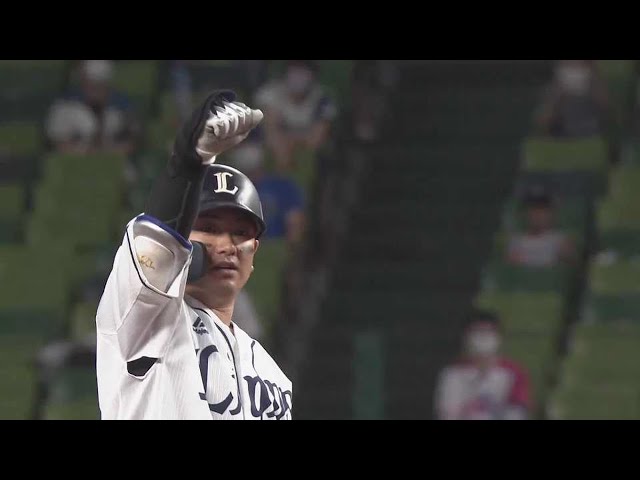 【5回裏】女房役の一打!! ライオンズ・森友哉 1塁線を破る同点タイムリー2ベースヒット!! 2022年8月31日 埼玉西武ライオンズ 対 北海道日本ハムファイターズ