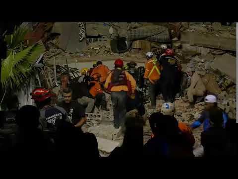 LIVE: Severe quake destroys buildings in Caracas