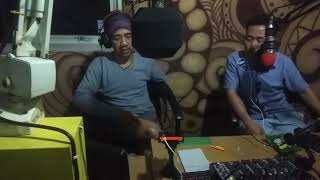 Download lagu Radio kuningan FM 100,50 MHz mp3