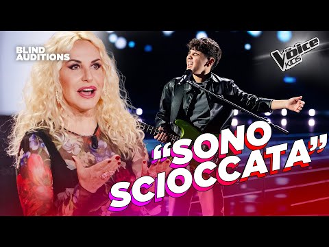 La grinta rock di Matteo in "Bohemian Rhapsody" dei Queen | The Voice Kids Italy Blind Auditions