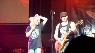 Rufio feat. Jenna &#39;Tonight Alive&#39; - In My Eyes