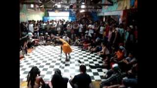 preview picture of video 'Bboy Cafú - winner game'