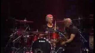 Soda Stereo - Sobredosis de tv (vivo 2007)