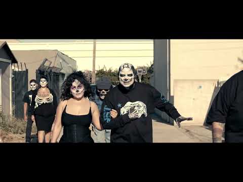 LA VIDA ES PERRA - DeCalifornia Ft. Jay R & Phalasee! (Video Oficial)