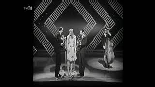 Peter, Paul &amp; Mary - In the Early Morning Rain, &amp; The First Time Ever I Saw Your Face