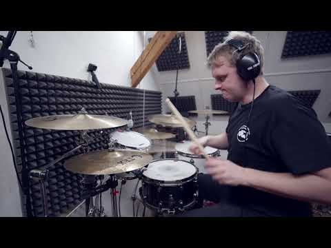 Samuel Palán - Linkin Park - Somewhere I Belong - Drum Cover