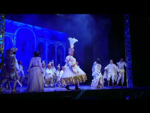 Shirley Ballas spins onto stage - Snow White panto - Assembly Hall Tunbridge Wells