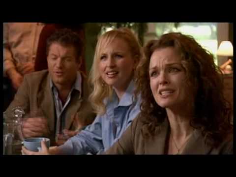 afbeelding His & Her Christmas Trailer