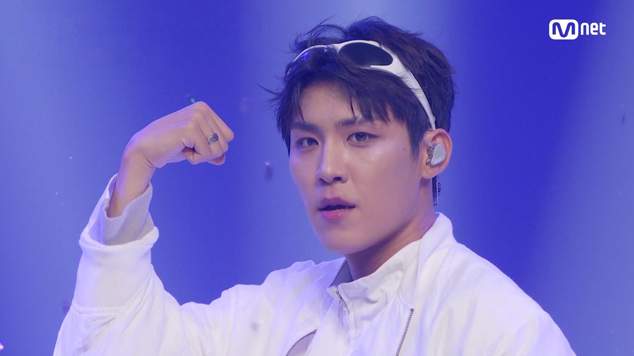 '최초 공개' 박우진 - STAMINA #엠카운트다운 EP.949 | Mnet 261015 방송
