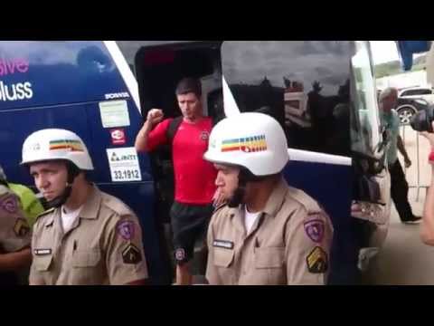Delegação Xavante chegando ao estádio! jogadores do Brasil de Pelotas