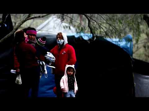 移民營，曾經是苦難的象徵，卻被掏空了 (Migrant camp, once a symbol of misery, empties out)