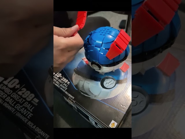Vídeo relacionado con MegaBloks Mega Pokémon POKÉ Ball Coll. (Coll. of 3)